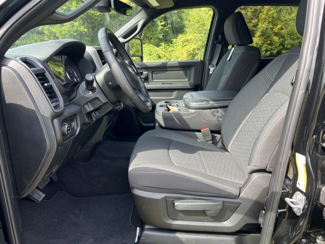 2025 Ram 2500 Tradesman photo 5