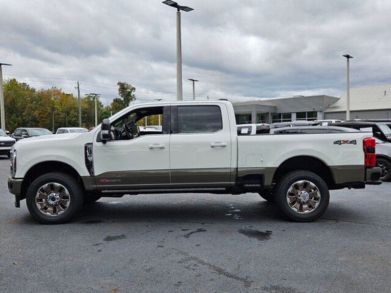 2026 Ford F-250 King Ranch photo 3