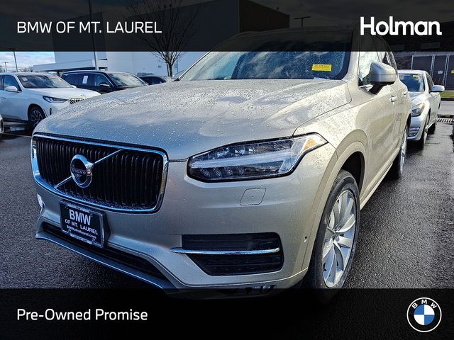 2017 Volvo XC90 Momentum's photo