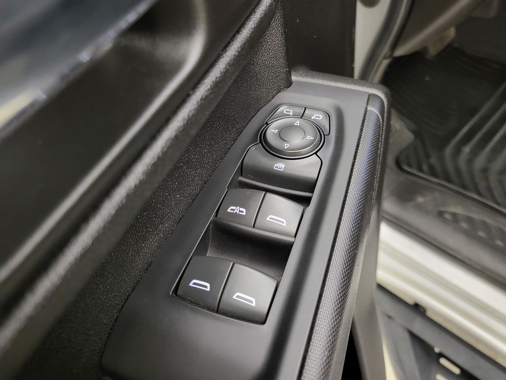 2022 Chevrolet Silverado 2500HD Custom photo 19