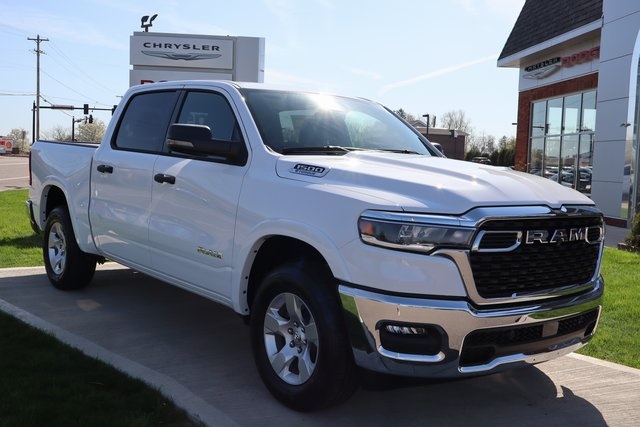 2025 Ram 1500 Big Horn photo 2