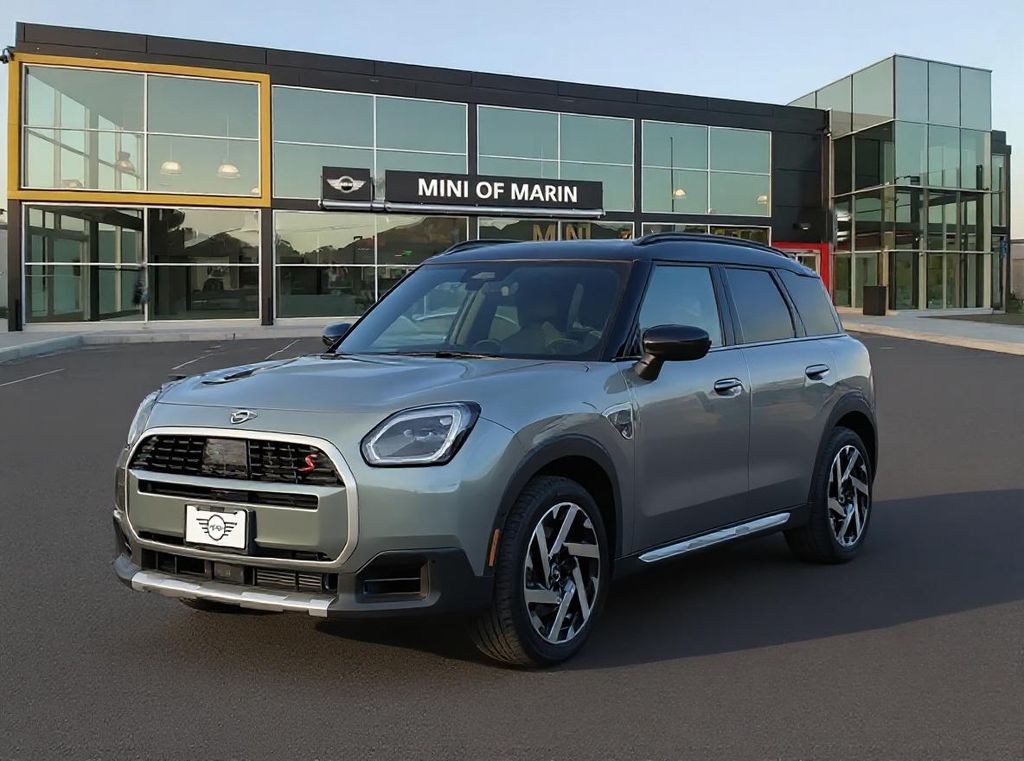 2026 MINI Countryman S's photo