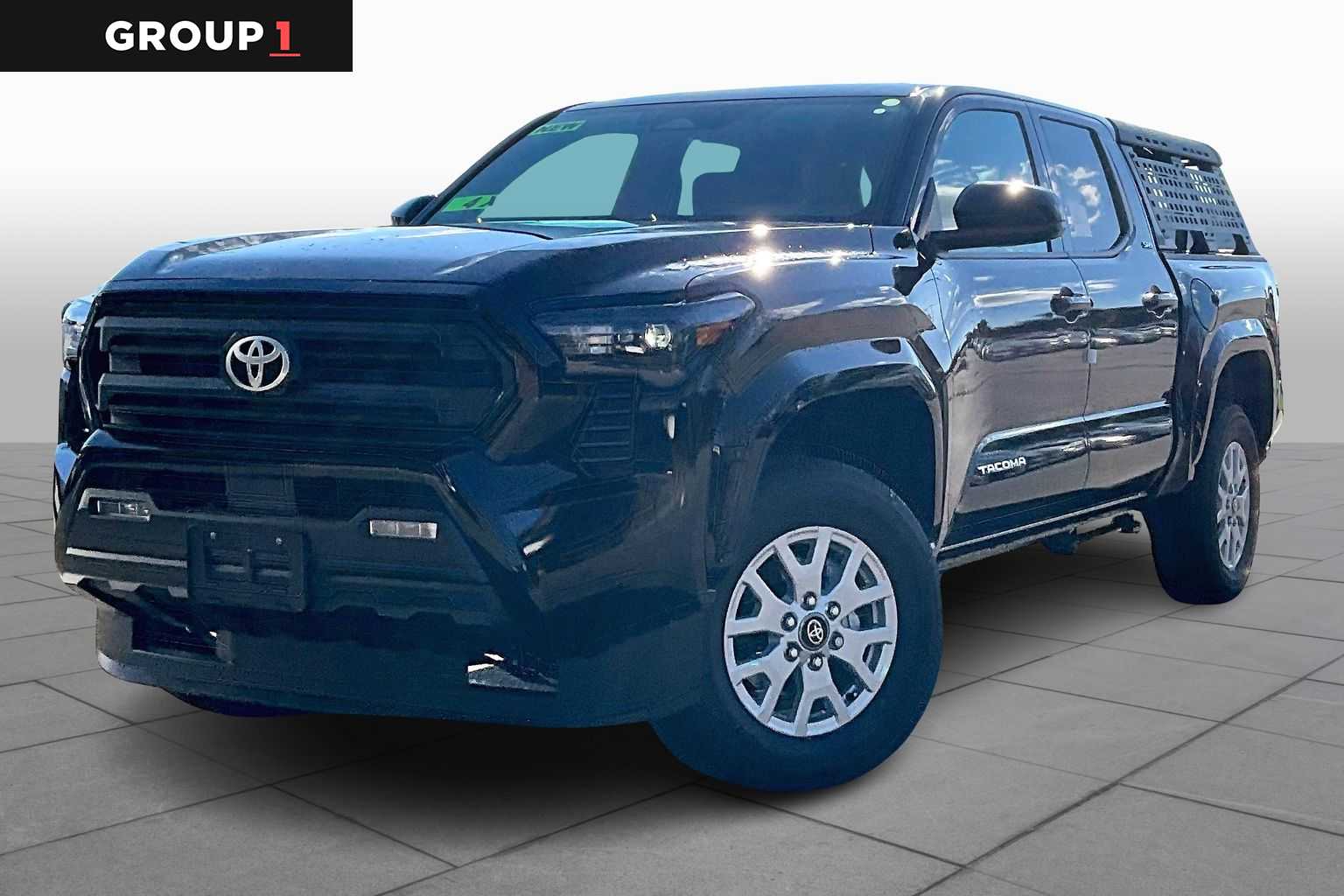 2025 Toyota Tacoma SR5's photo