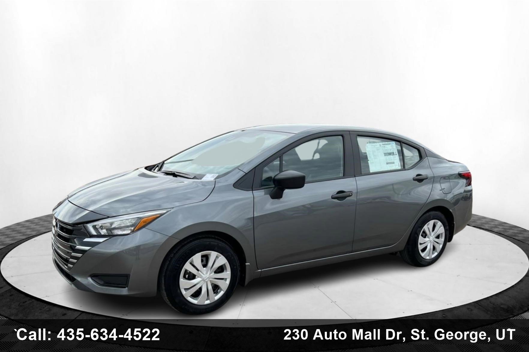 2025 Nissan Versa Sedan S's photo