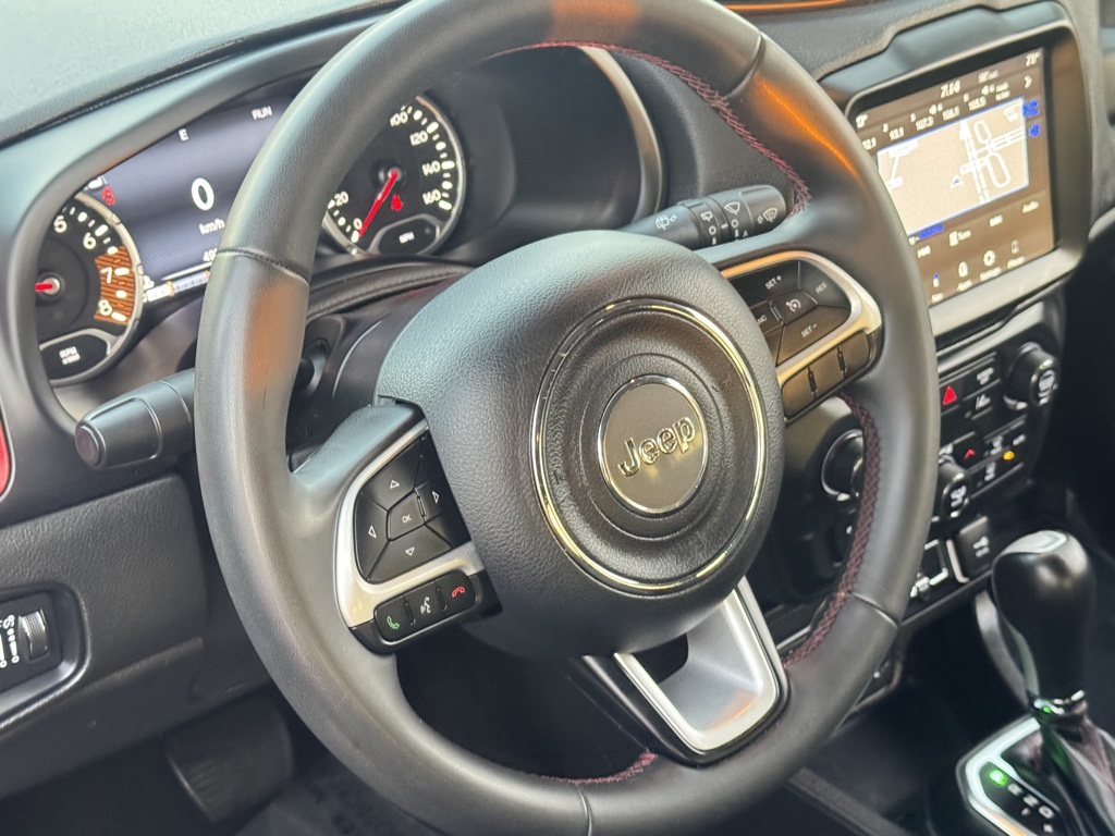 2023 Jeep Renegade Trailhawk photo 15