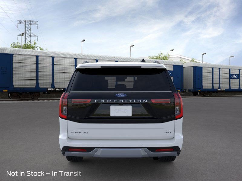 2025 Ford Expedition Platinum MAX photo 3