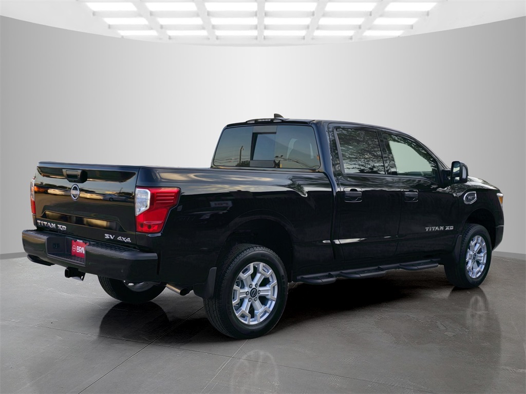 2024 Nissan Titan SV photo 5