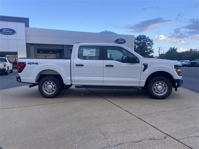 2025 Ford F-150 XL photo 2