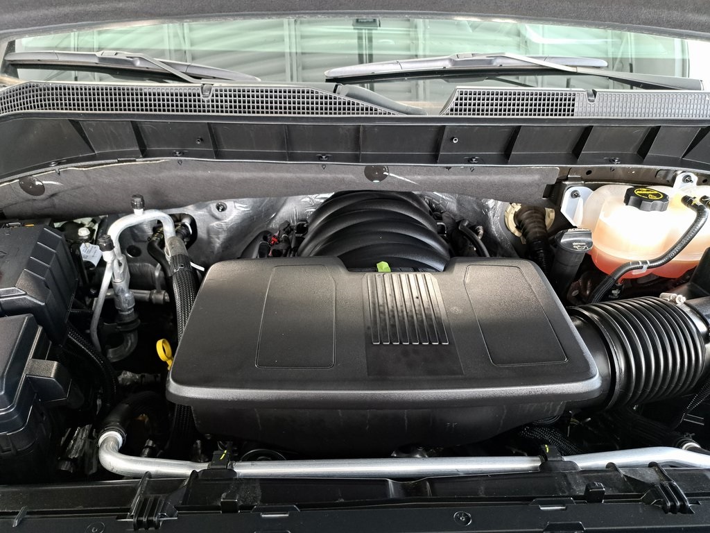 2025 Chevrolet Silverado 1500 LT photo 24