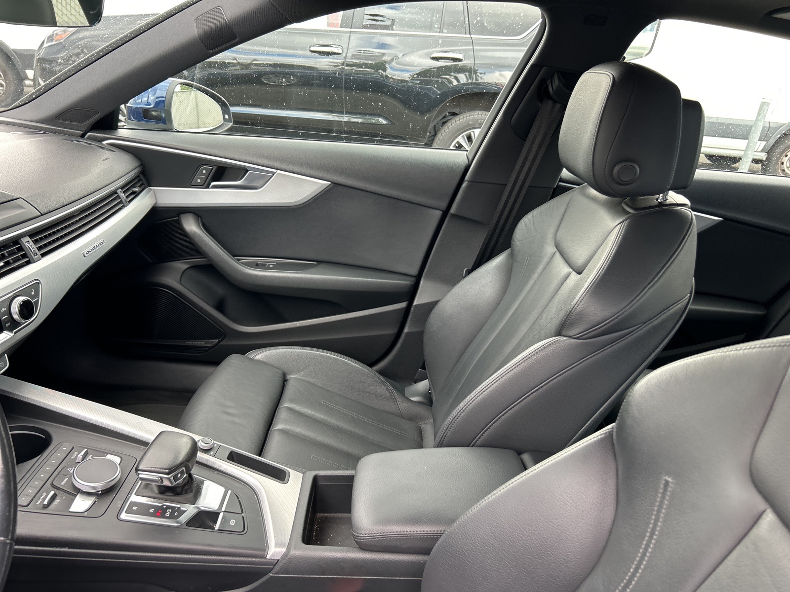 2017 Audi A4 2.0T Premium Plus photo 7