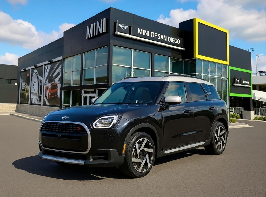 2026 MINI Countryman S's photo