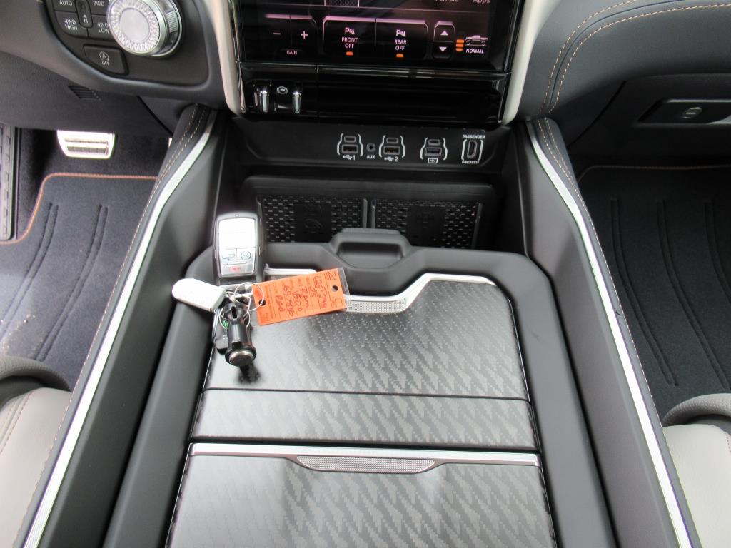 2025 Ram 1500 photo 21