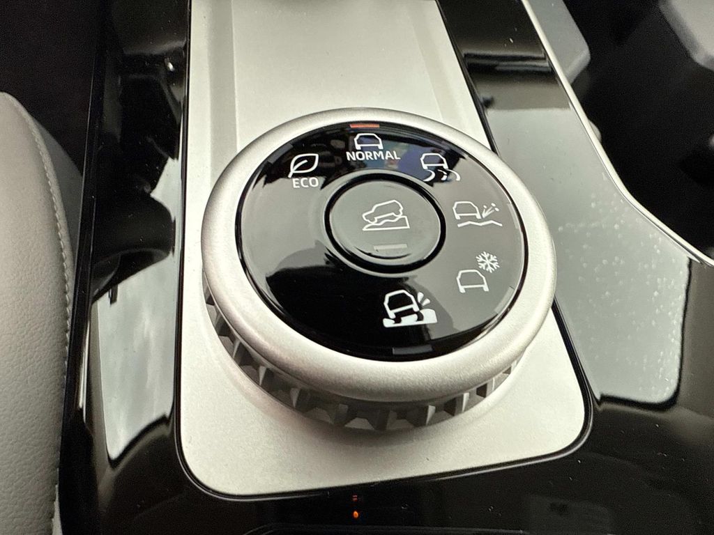 2025 Mitsubishi Outlander SEL GT photo 29