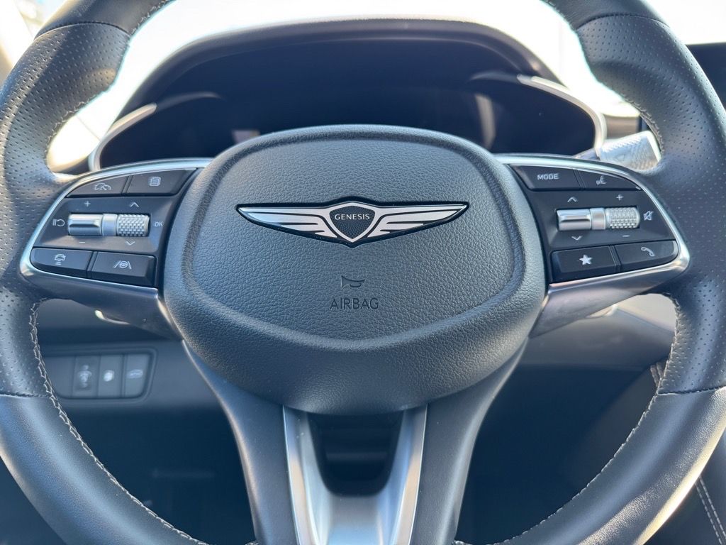 2025 Genesis G70 2.5T photo 16