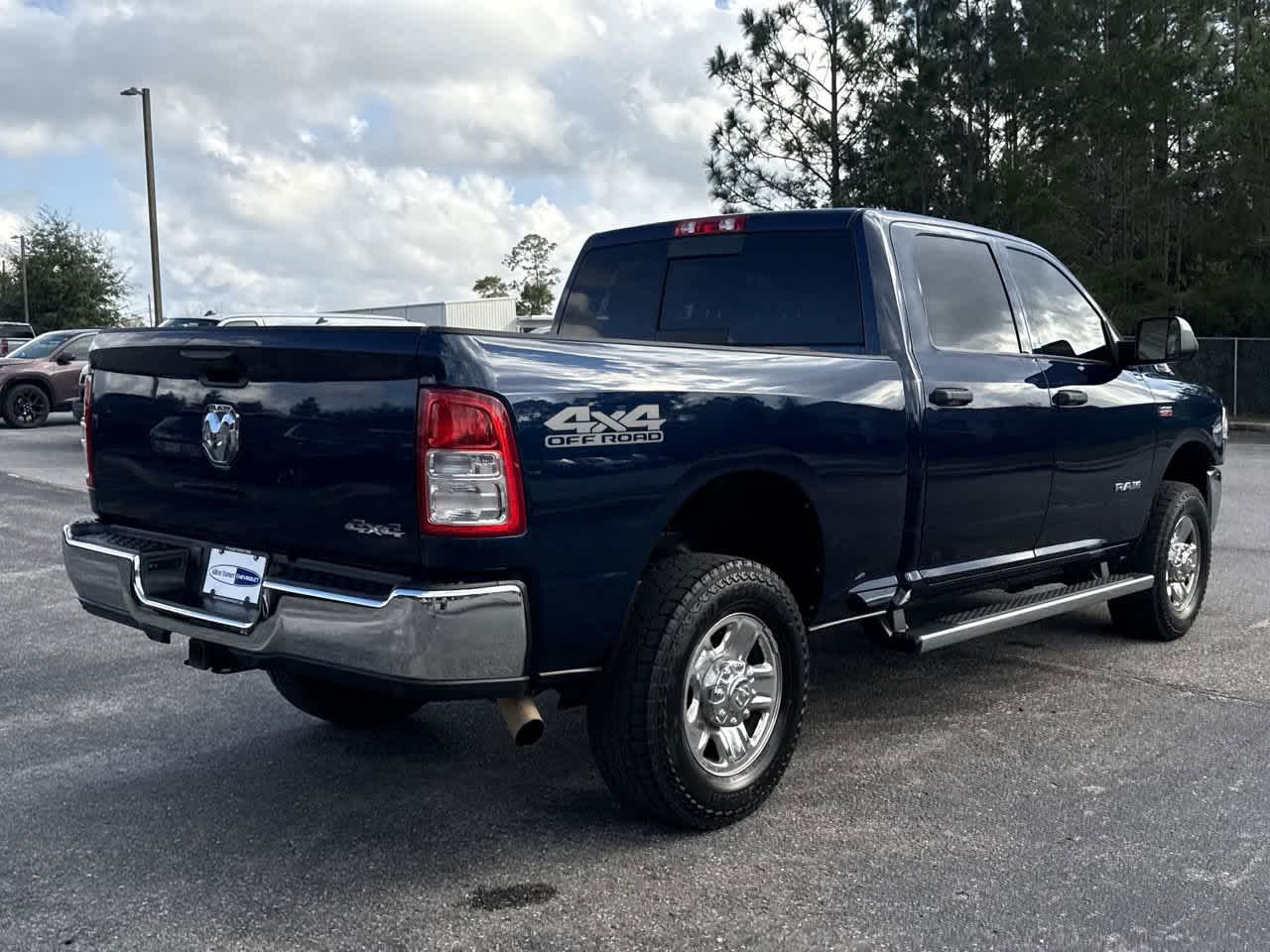 2022 Ram 2500 Tradesman photo 3