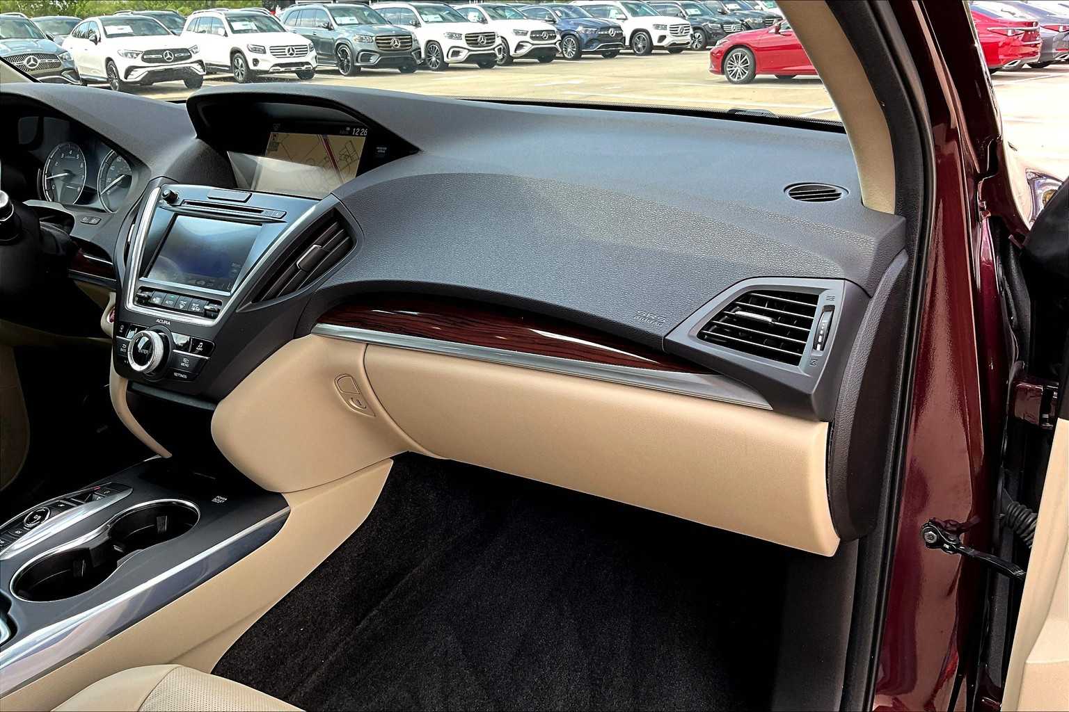 2016 Acura MDX Advance photo 18