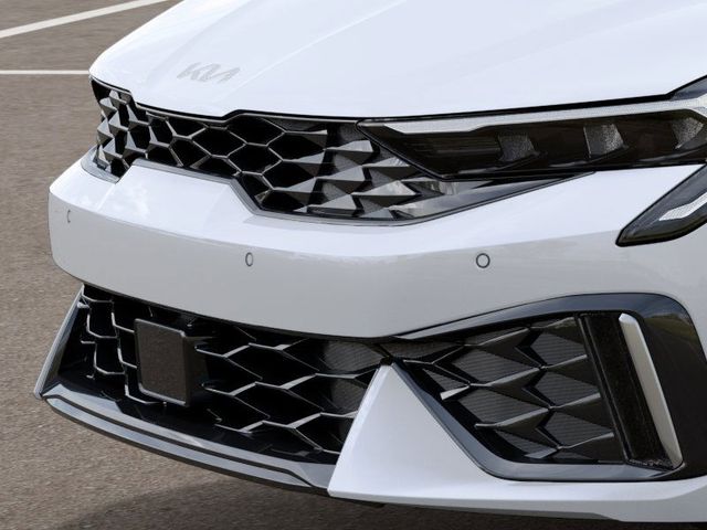 2025 Kia K5 GT-Line photo 11