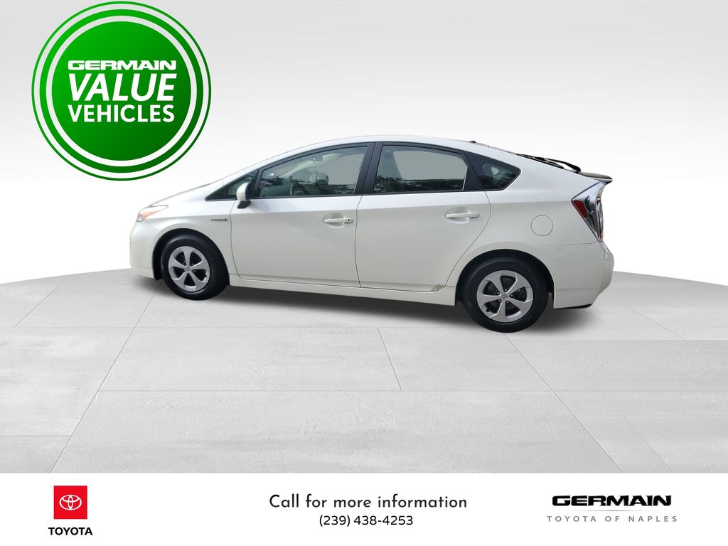 2012 Toyota Prius Two photo 8