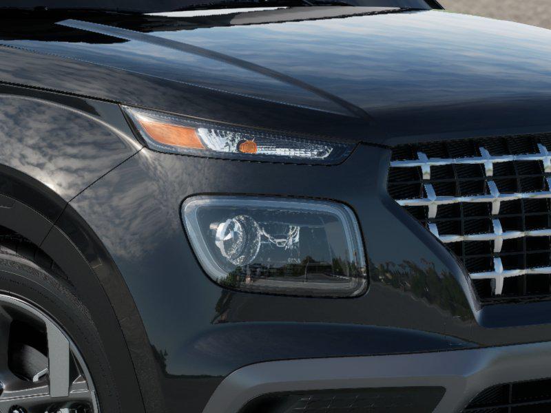 2025 Hyundai Venue SEL Limited photo 4