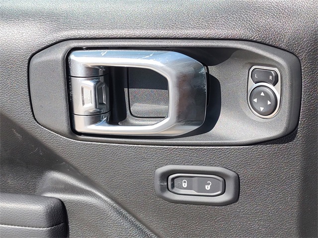 2025 Jeep Wrangler Sport S photo 24