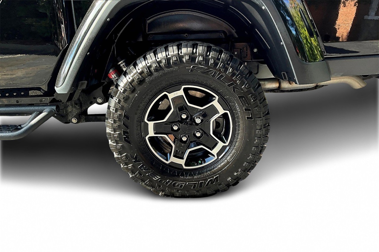 2023 Jeep Gladiator Mojave photo 32