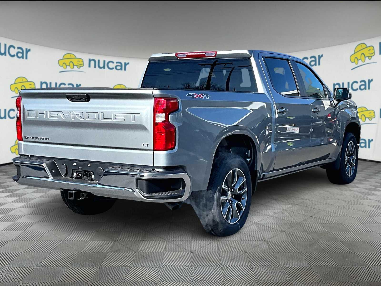 2025 Chevrolet Silverado 1500 LT photo 6