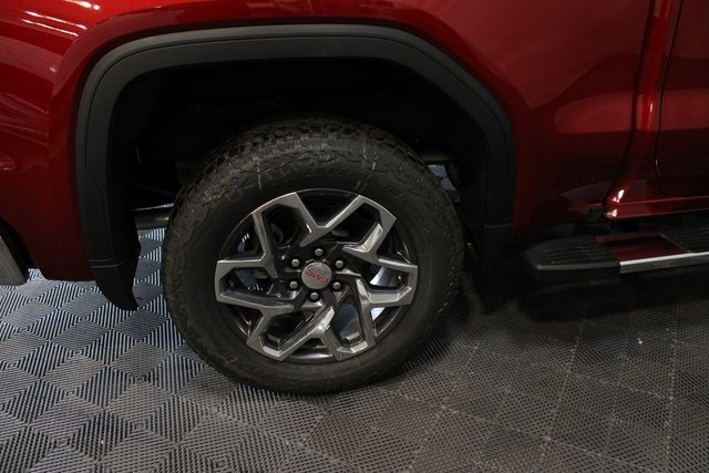 2025 Gmc Sierra 1500 SLT photo 9