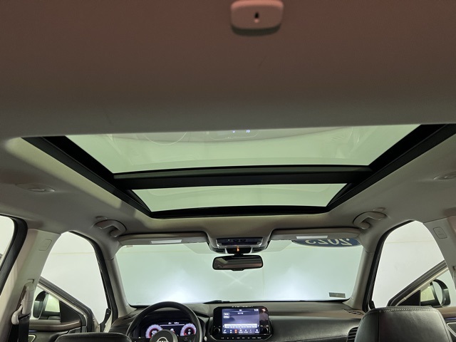2023 Nissan Rogue Platinum photo 14
