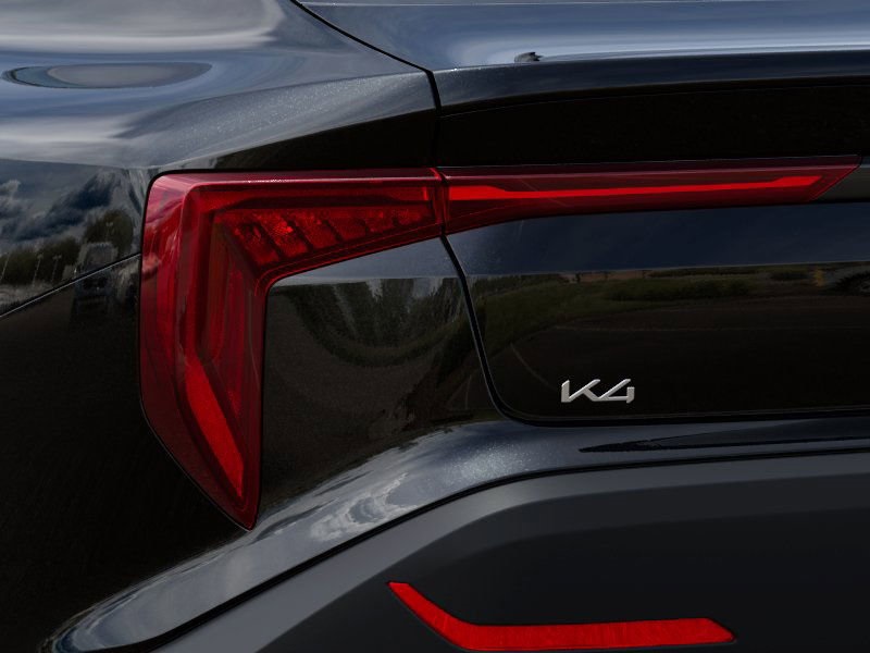2025 Kia K4 LXS photo 3