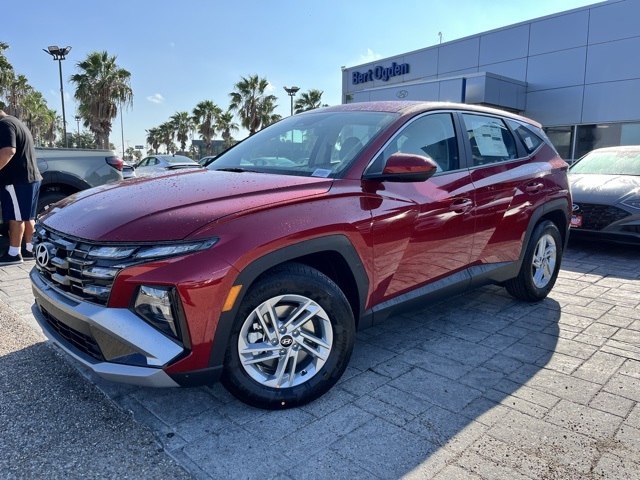 2026 Hyundai Tucson SE photo 3