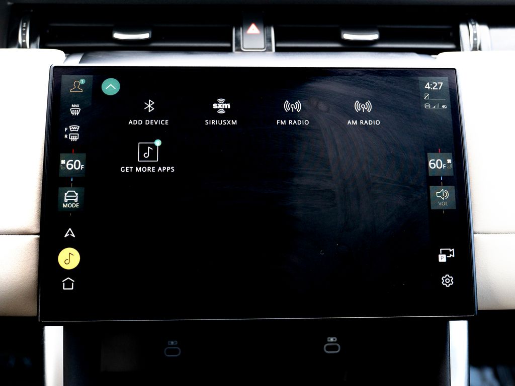 2024 Land Rover Discovery Sport S photo 27