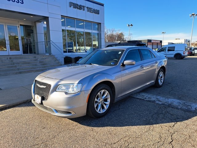 Used 2016 Chrysler 300 Limited with VIN 2C3CCAAG3GH197634 for sale in Norfolk, VA
