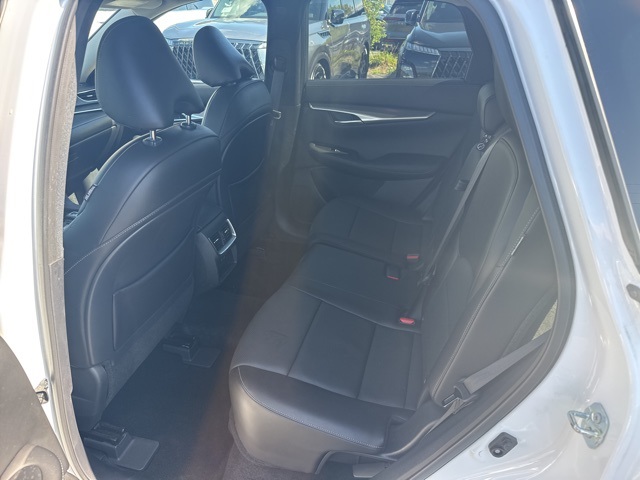 2023 Infiniti QX50 Luxe photo 18