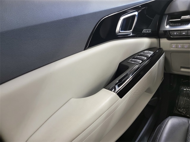 2024 Kia Carnival SX Prestige photo 31