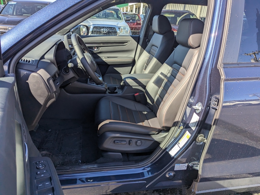 2026 Honda CR-V Hybrid Sport-L photo 8