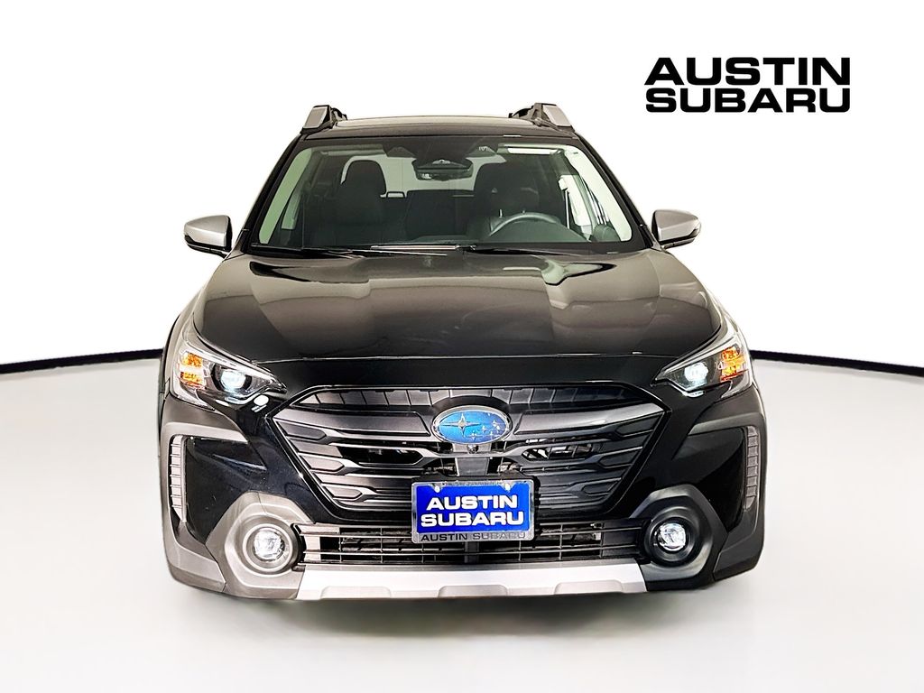 2025 Subaru Outback Touring's photo