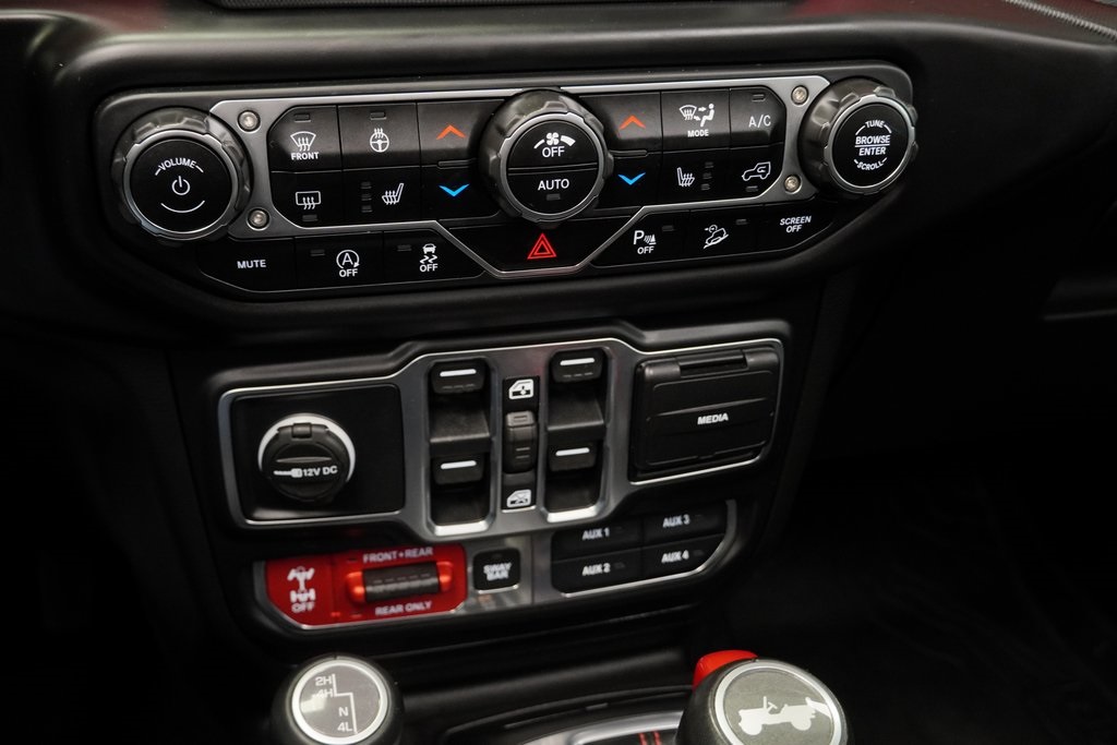 2020 Jeep Wrangler Unlimited Rubicon photo 25