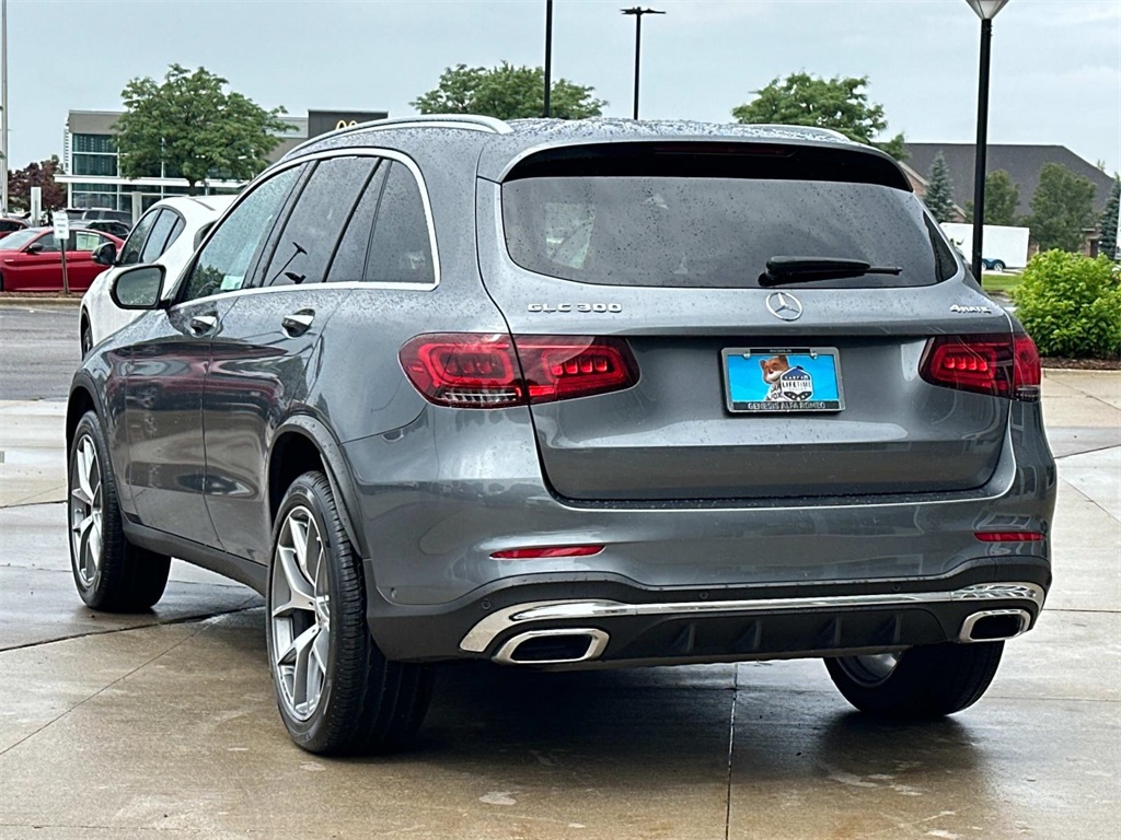2021 Mercedes Benz GLC 300 photo 3