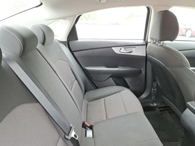 2023 Kia Forte LXS photo 6