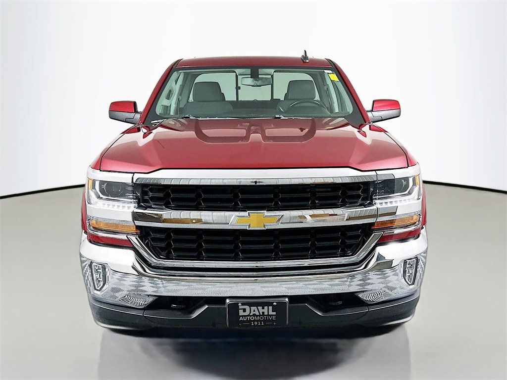 Used 2018 Chevrolet Silverado 1500 LT with VIN 1GCVKREC5JZ302405 for sale in Winona, Minnesota