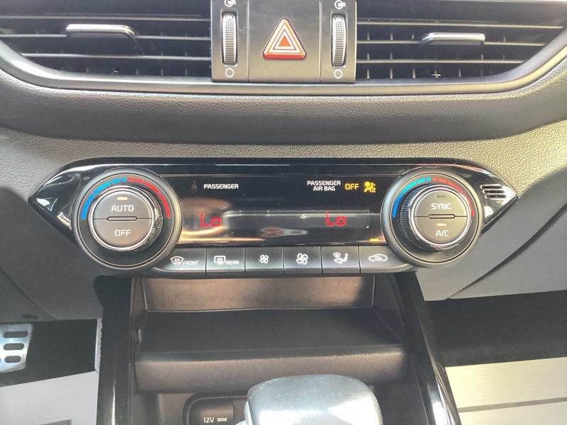 2022 Kia Forte GT-Line photo 32