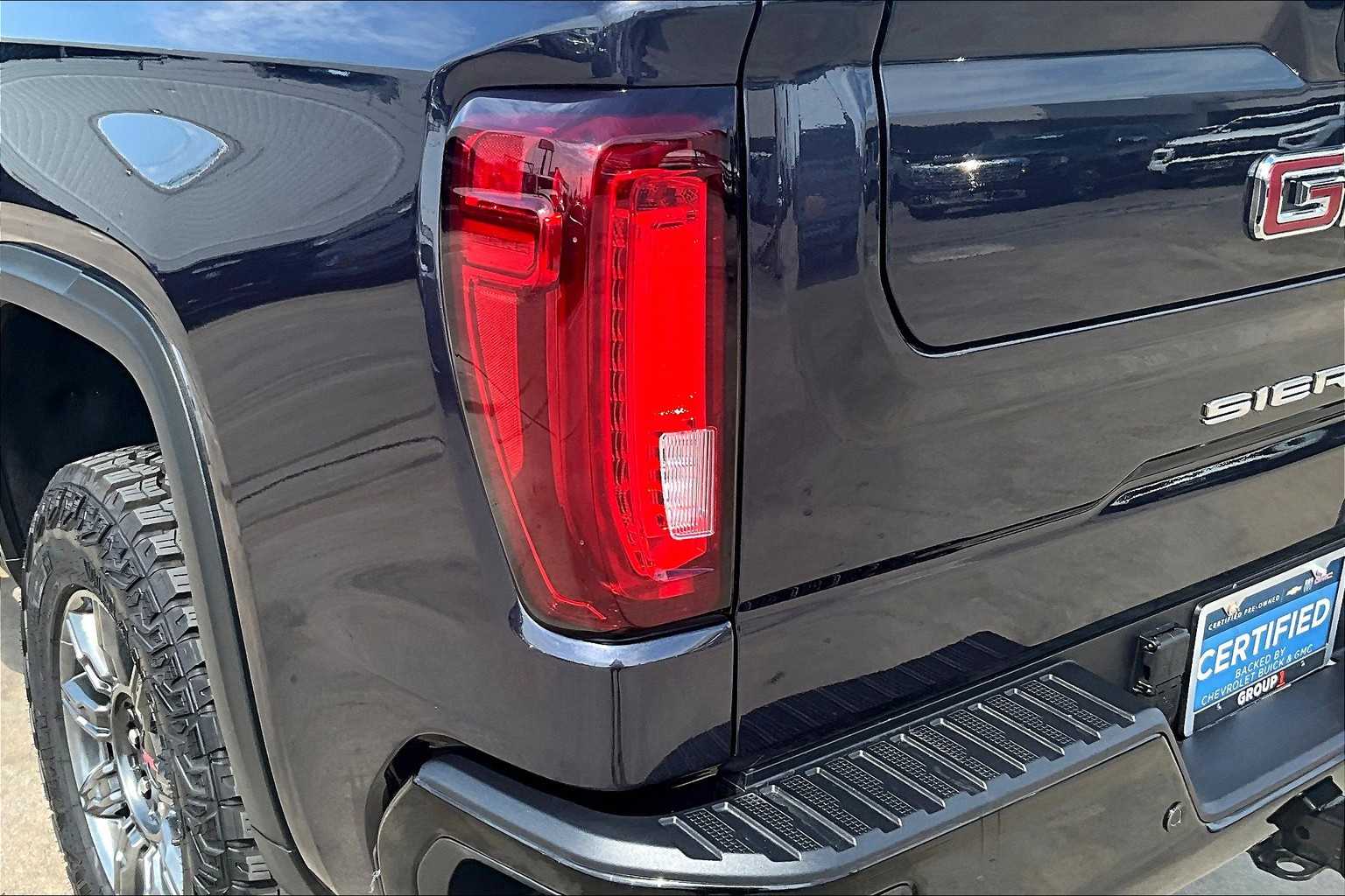 2025 Gmc Sierra 1500 AT4X photo 28
