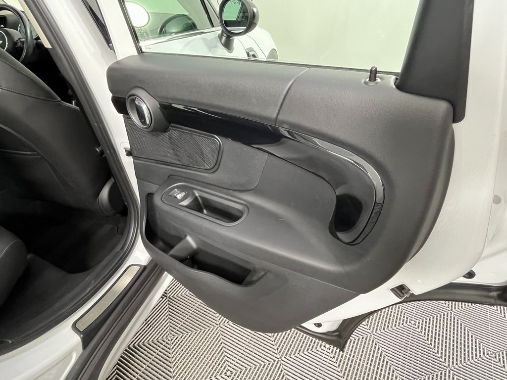 2019 Mini Countryman S ALL4 photo 24