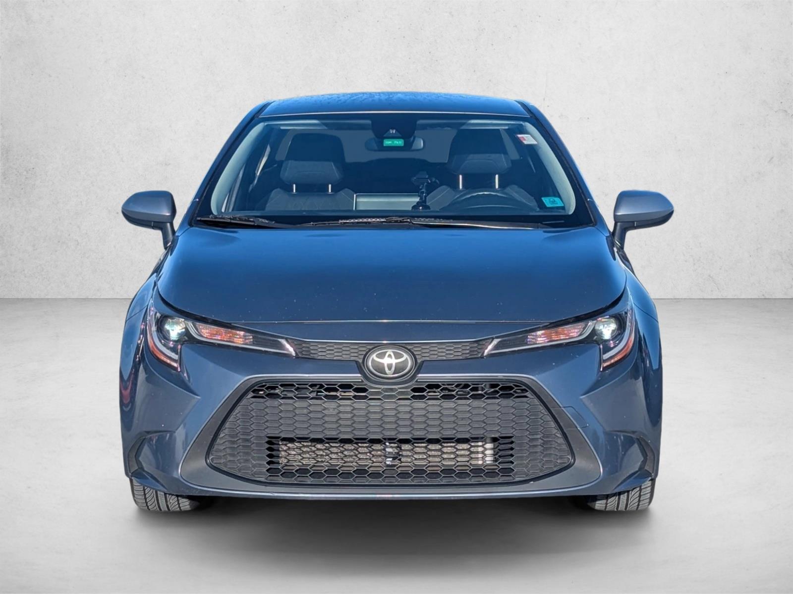 2020 Toyota Corolla LE photo 2