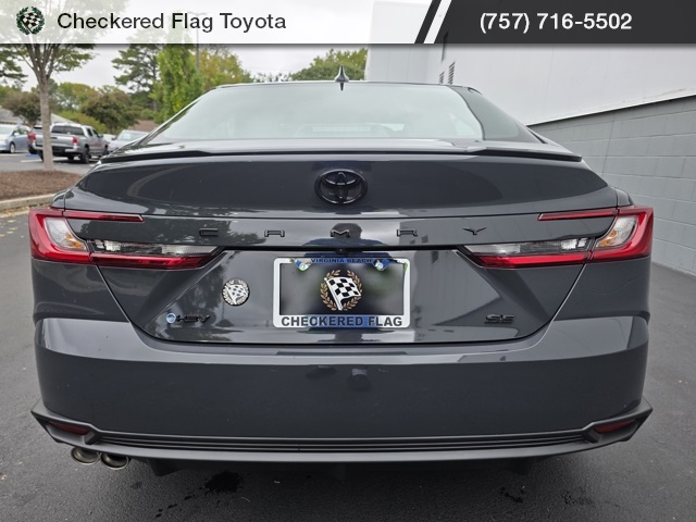 2025 Toyota Camry SE photo 6