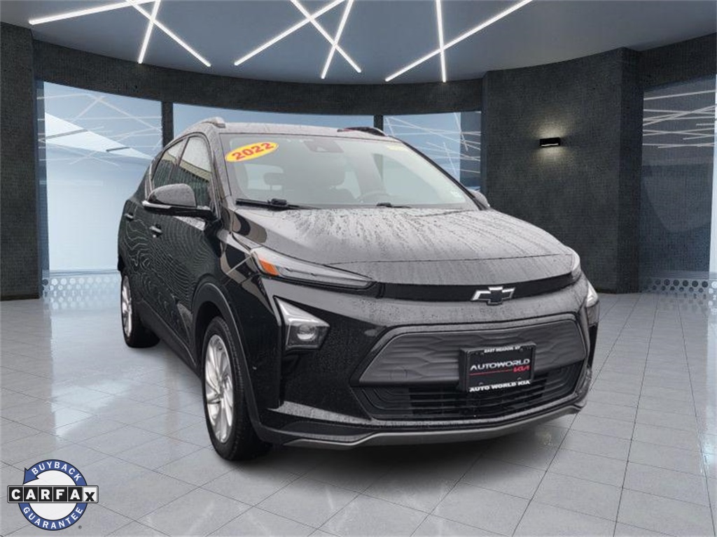 2023 Chevrolet Bolt EUV LT's photo