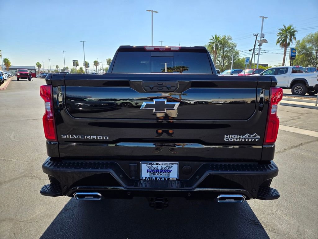 2024 Chevrolet Silverado 1500 High Country photo 5