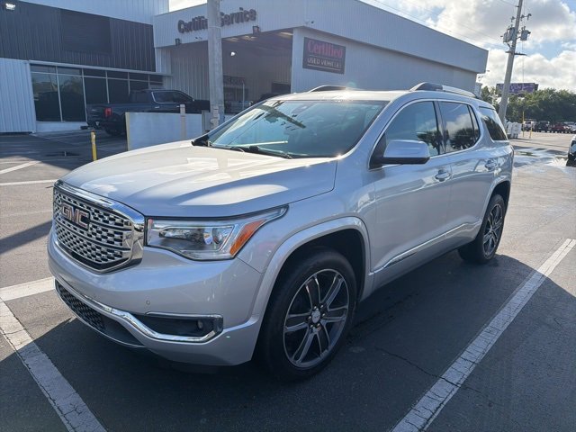 2018 GMC Acadia Denali's photo