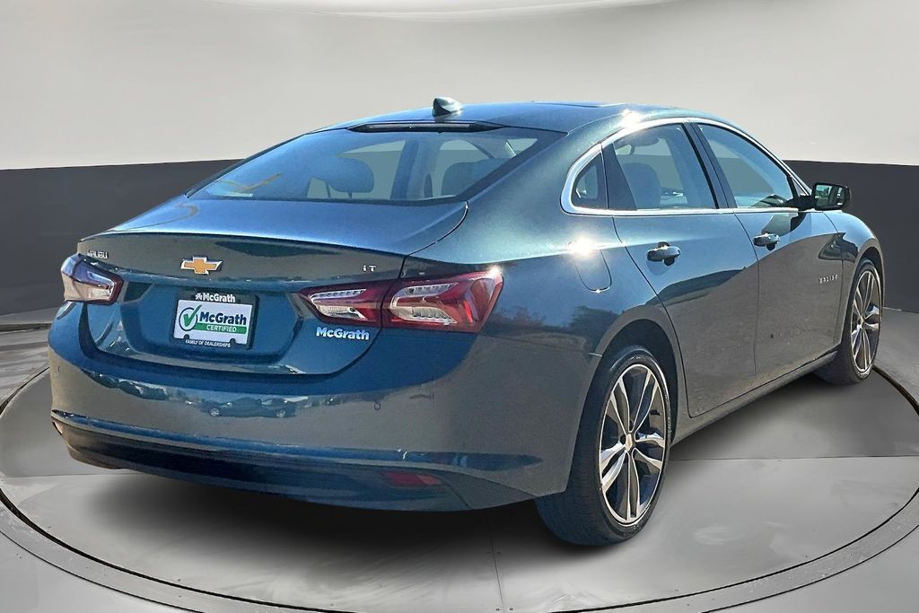 2024 Chevrolet Malibu Premier 2LT photo 3