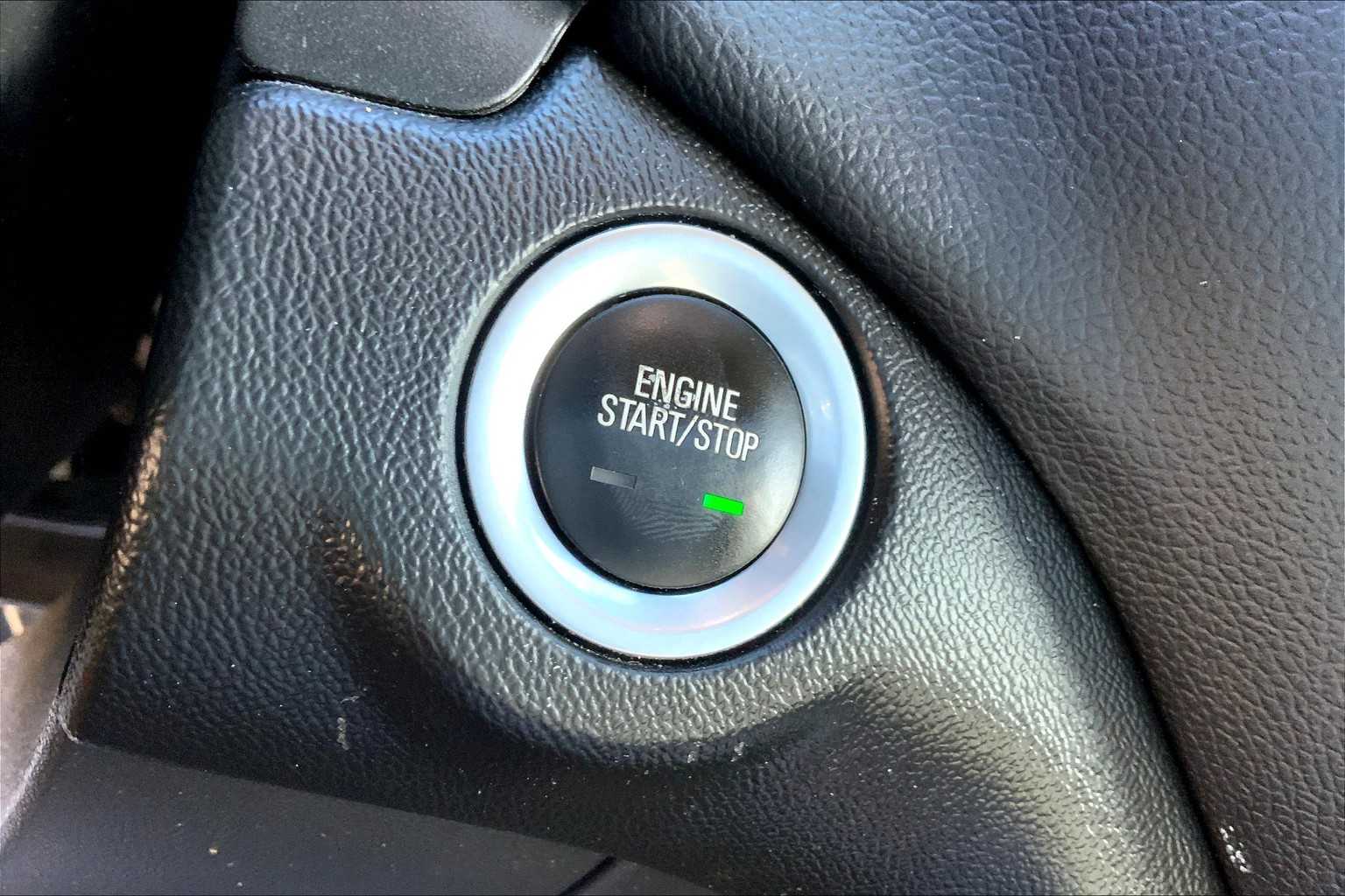 2021 Chevrolet Equinox LT photo 31